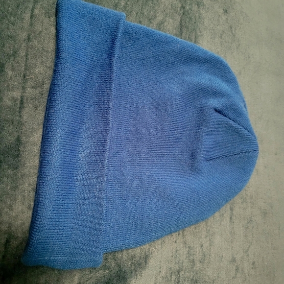 Caterpiller Trademark Cuff Beanie Hat - Picture 2 of 4